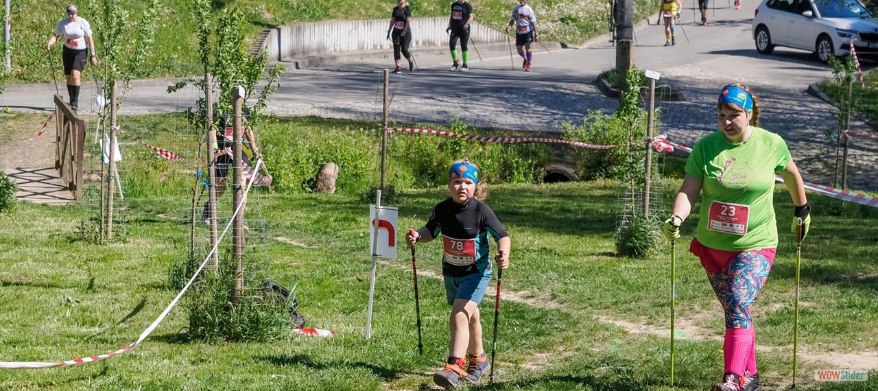 Nordic walking je pohyb pro každou generaci